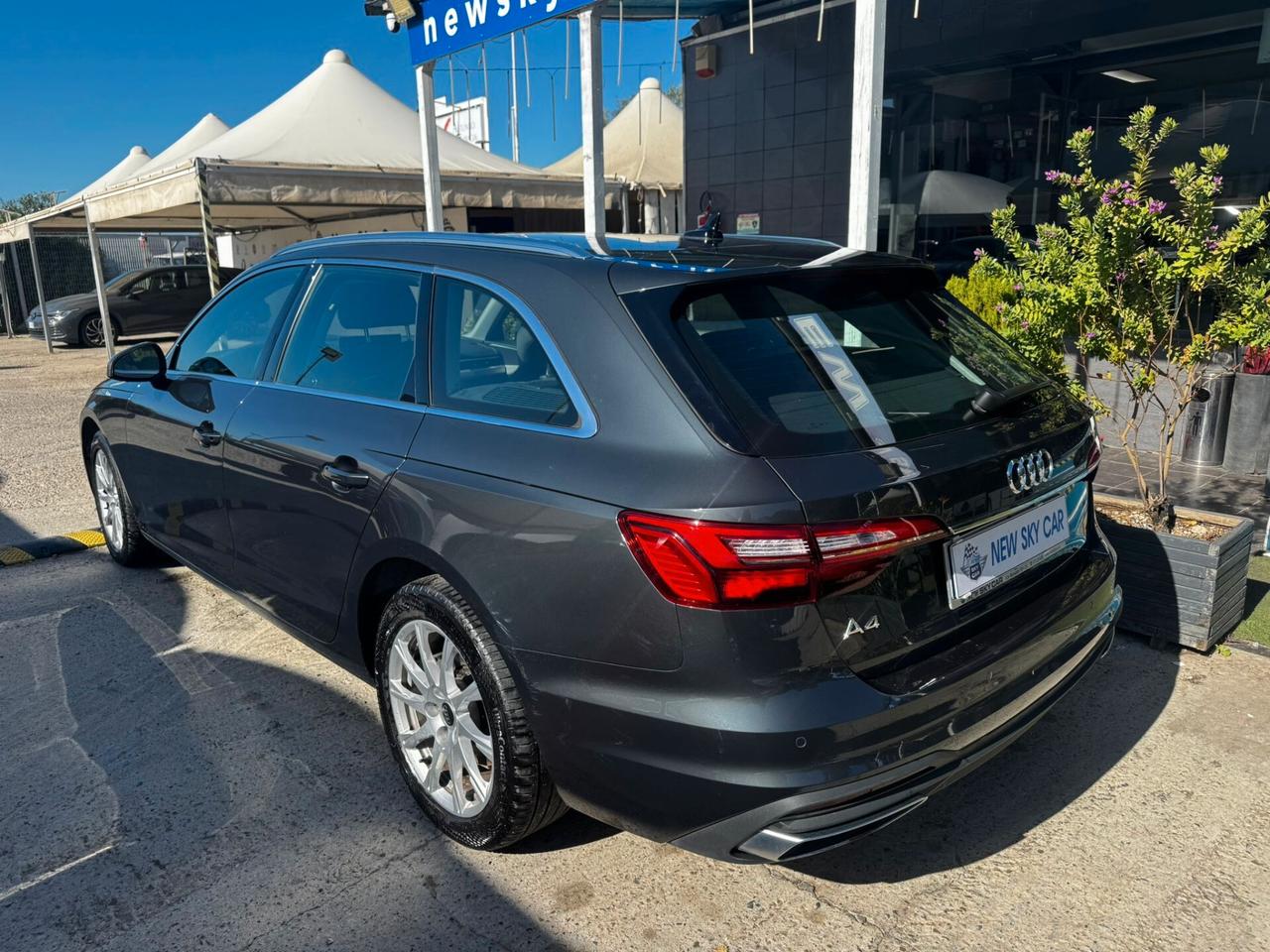 Audi A4 30 TDI/136 CV S tronic Business IVA INCLUSA