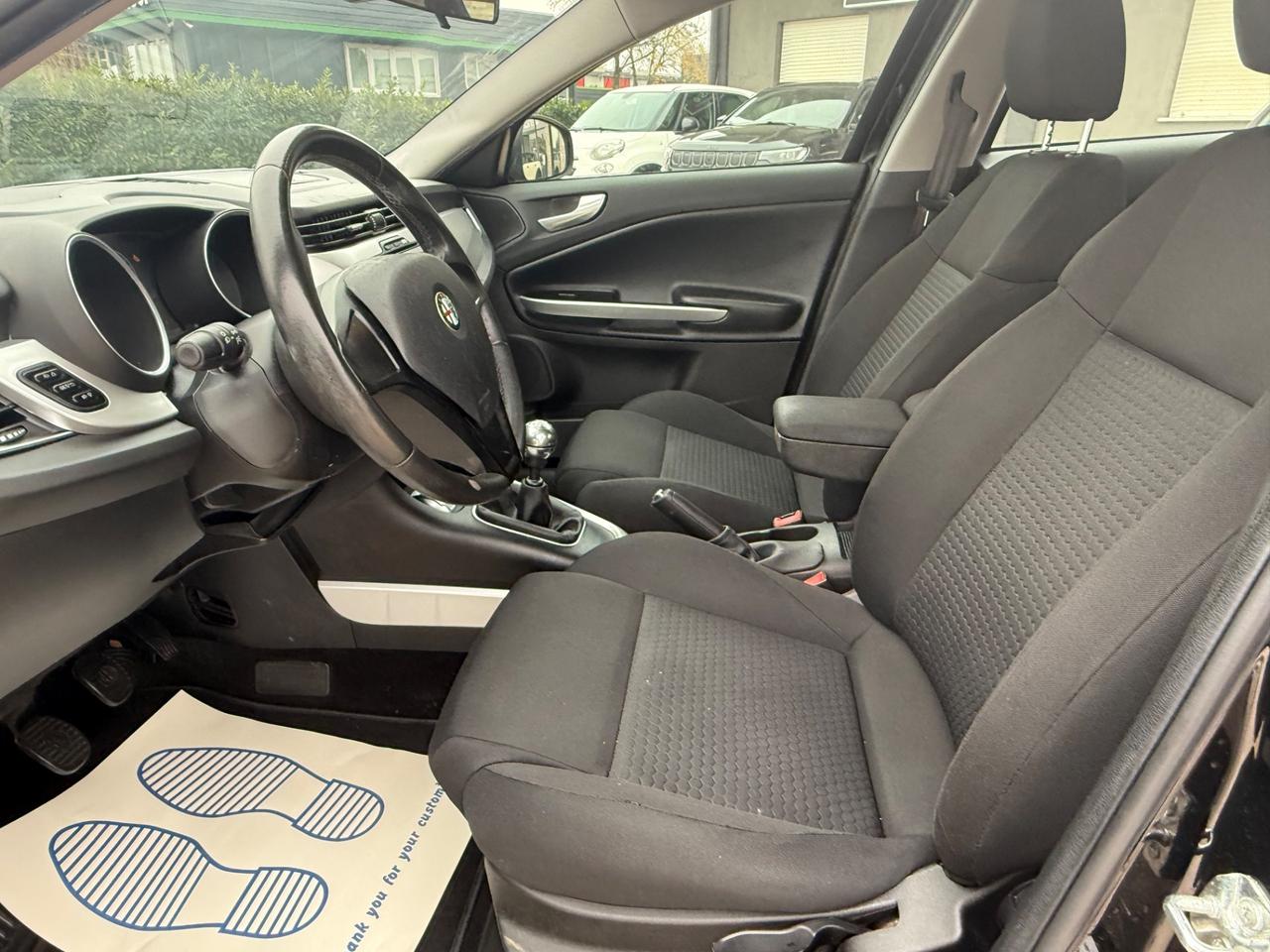 Alfa Romeo Giulietta 1.6 JTDm-2 105 CV Distinctive