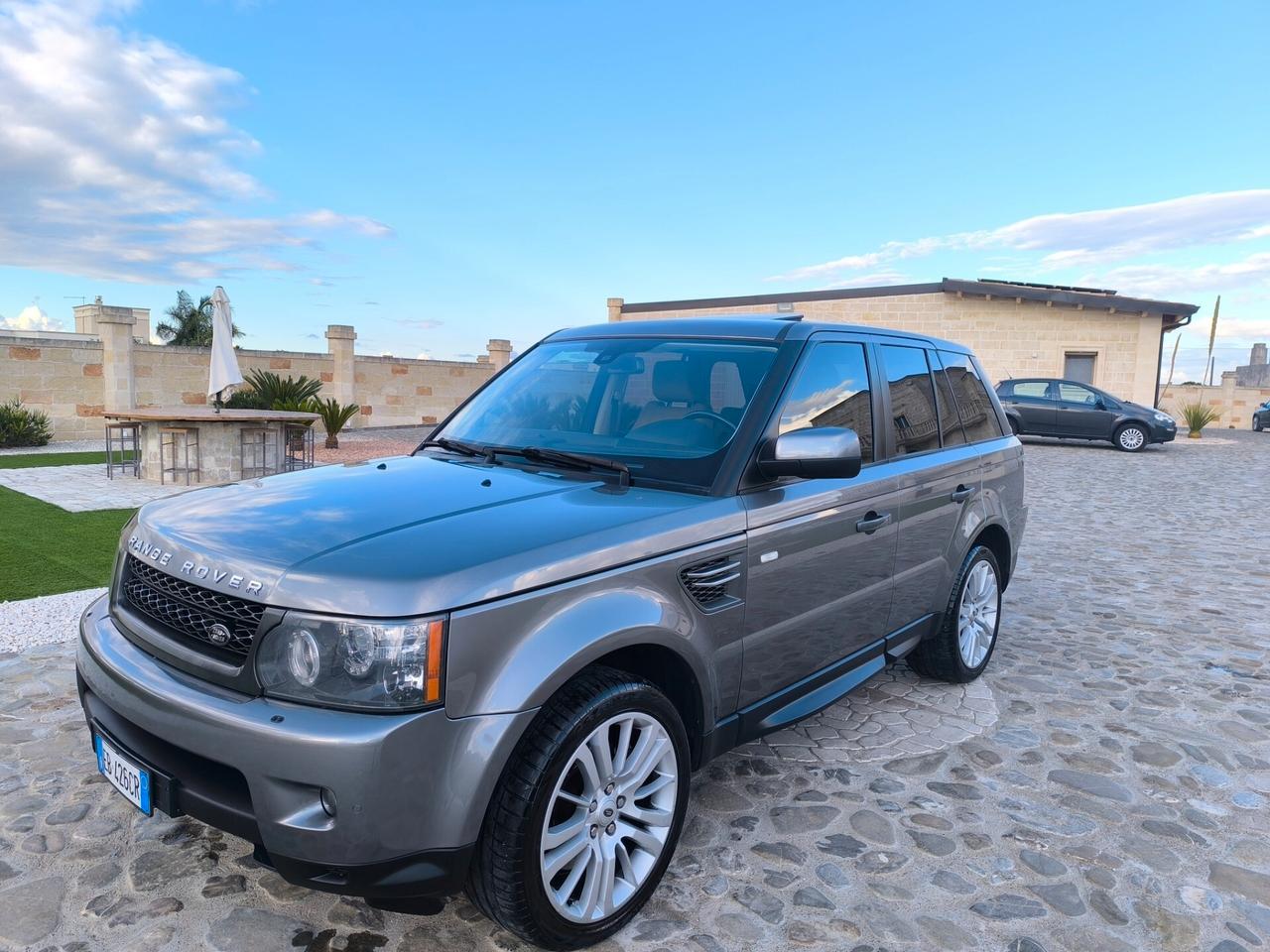 Land Rover Range Sport 3.0 SDV6 HSE perfetta in tutto