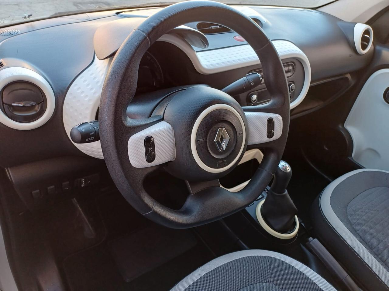 Renault Twingo 1.0 BELLISSIMA - 2017