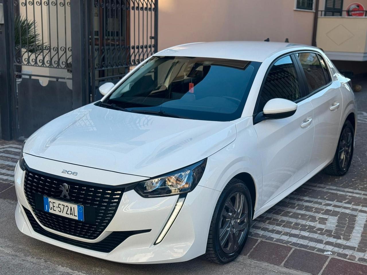 Peugeot 208 BlueHDi 100 Stop&Start 5 porte Allure