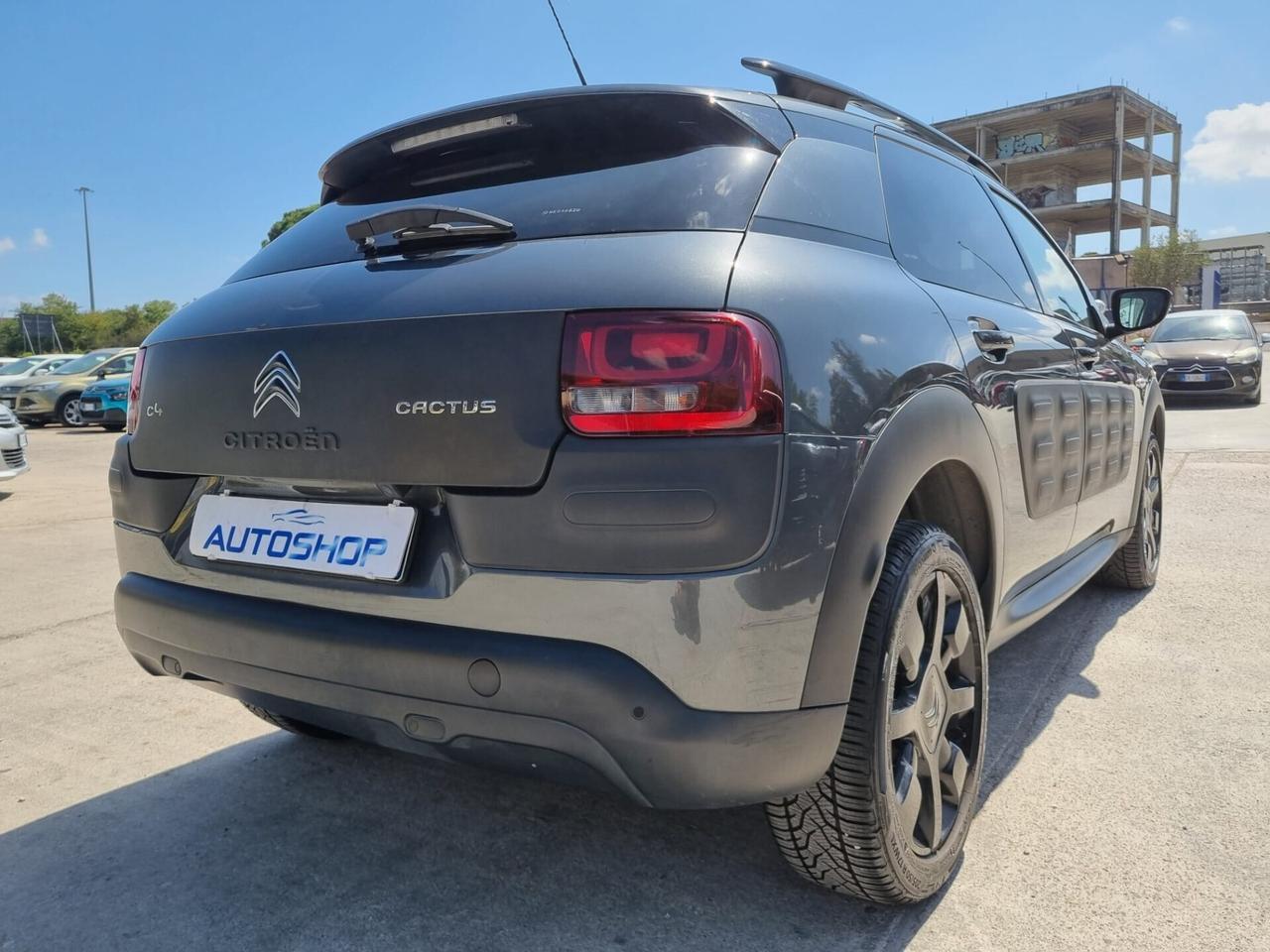Citroen C4 Cactus BlueHDi 100 Shine