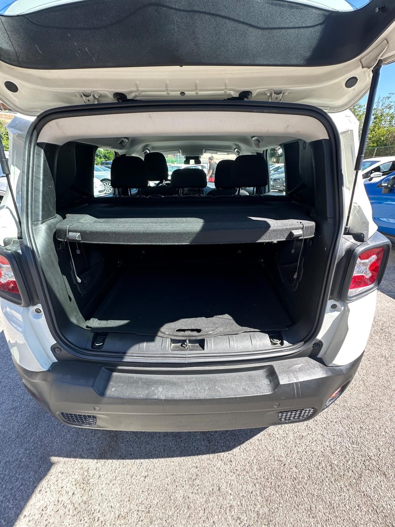 Jeep Renegade 1.6 E-TorQ EVO Longitude