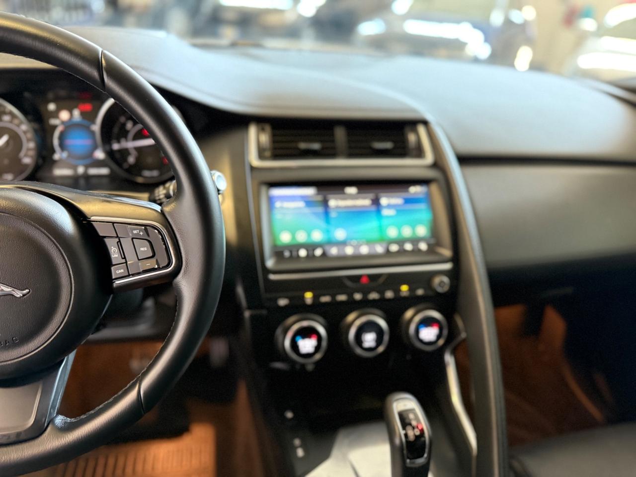 Jaguar E-Pace 2.0D 150 CV AWD aut. SE
