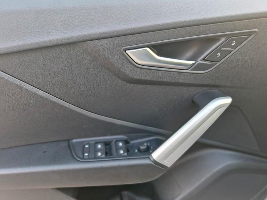 Audi Q2 30 TFSI S line Edition