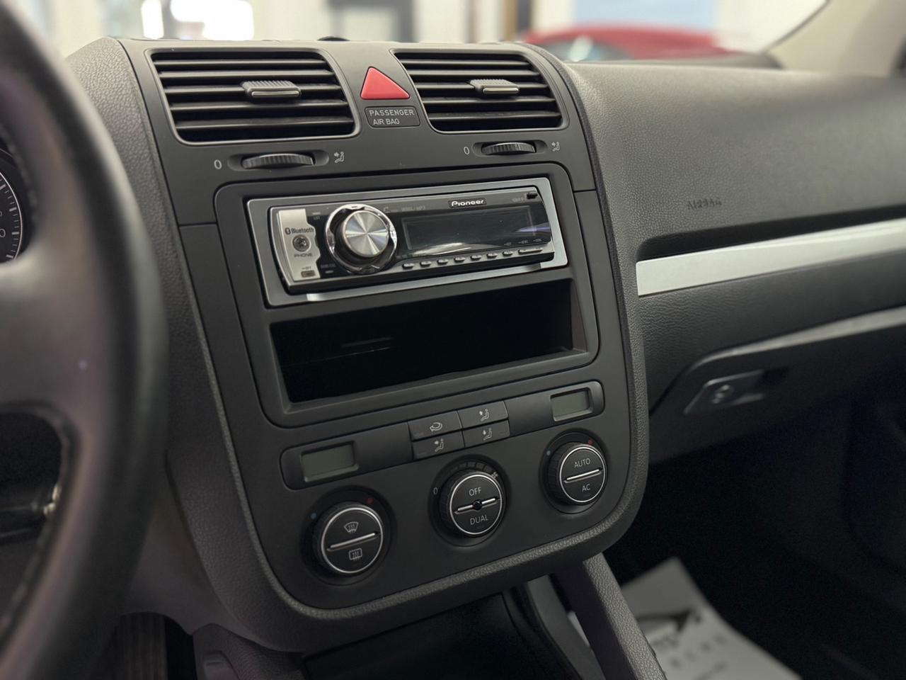 Volkswagen Golf 1.6 Comfortline