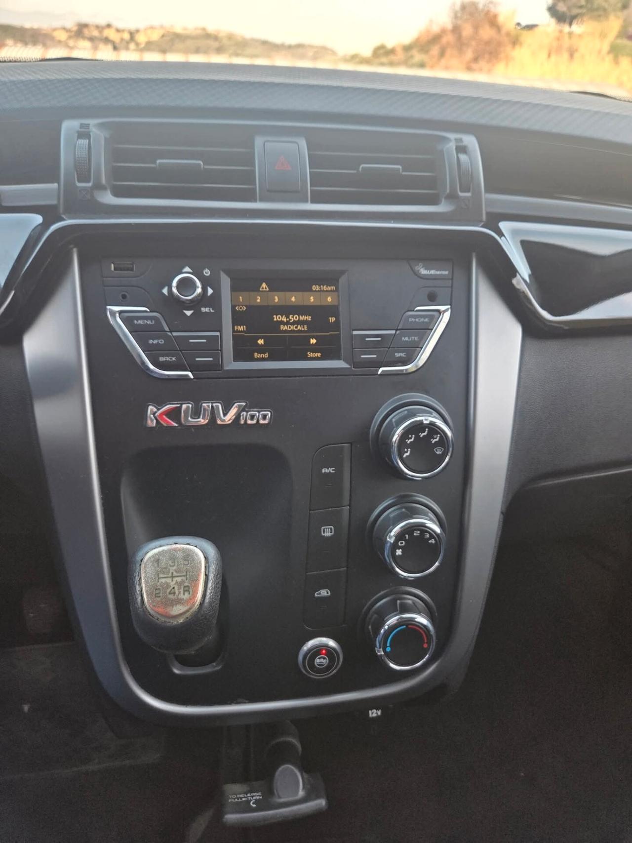 Mahindra KUV100 1.2 VVT M-Bifuel(GPL) K8