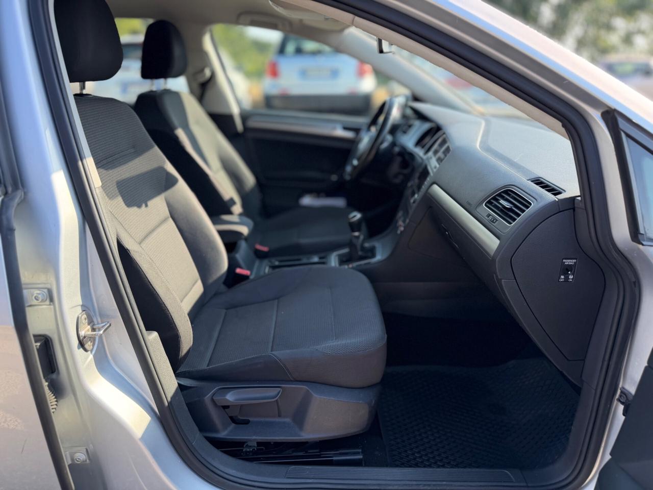 Volkswagen Golf metano (156.000KM) NEOPATENTATI