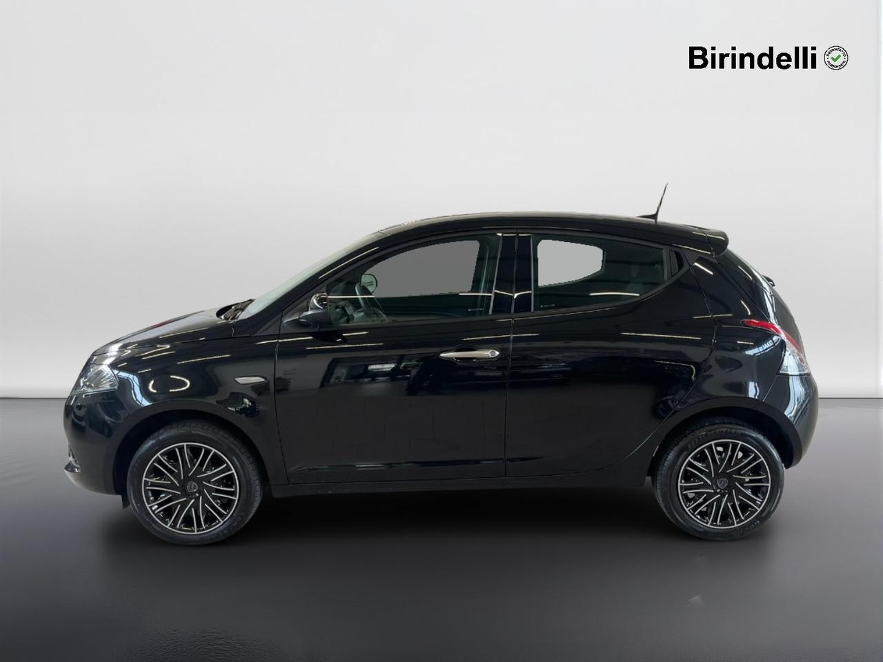 LANCIA Ypsilon 3ª serie - Ypsilon 1.0 FireFly 5 porte S&S Hybrid Silver