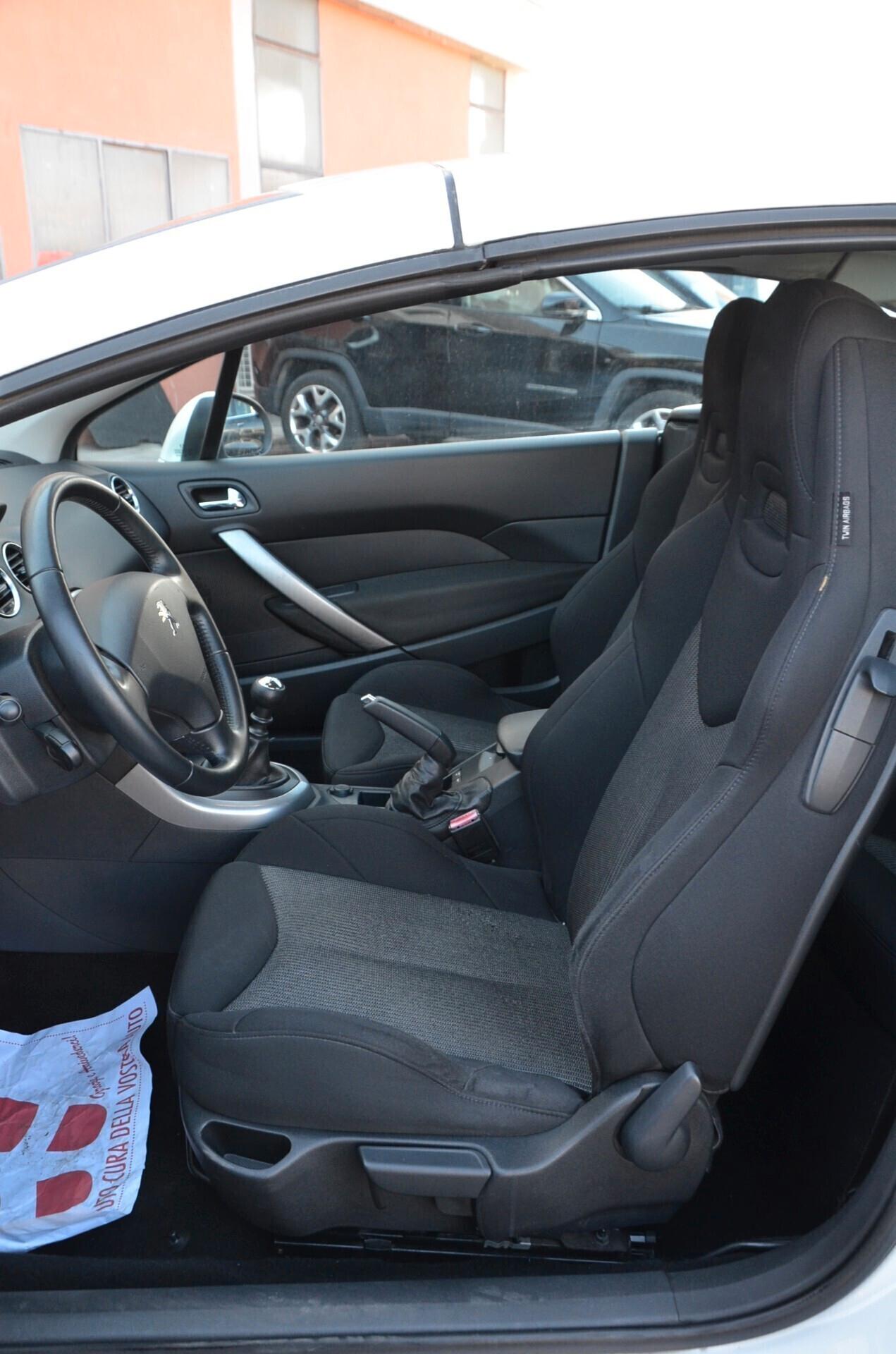 Peugeot 308 1.6 e-HDi 112CV Stop&Start CC Allure