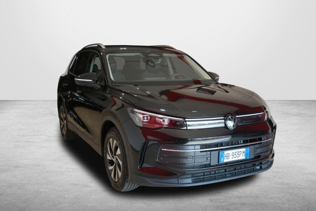 VOLKSWAGEN TIGUAN NEW 2.0 TDI 150CV DSG EDITION PLUS ( FARI IQ.LIGHT - DIGITAL COCKPIT - ADAPTIVE CRUISE - AMBIENT LIGHTS - CLIMA TRIZONA - APP CONNECT - PARK ASSIST - TELECAMERA POST. )