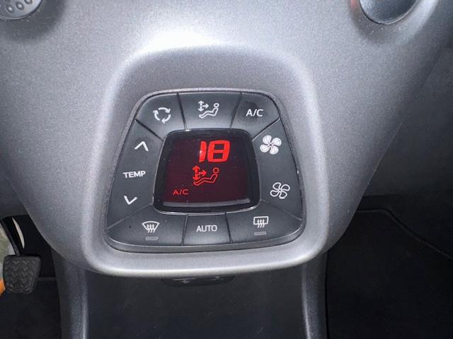 Toyota Aygo 5 Porte 1.0 x-play 72cv