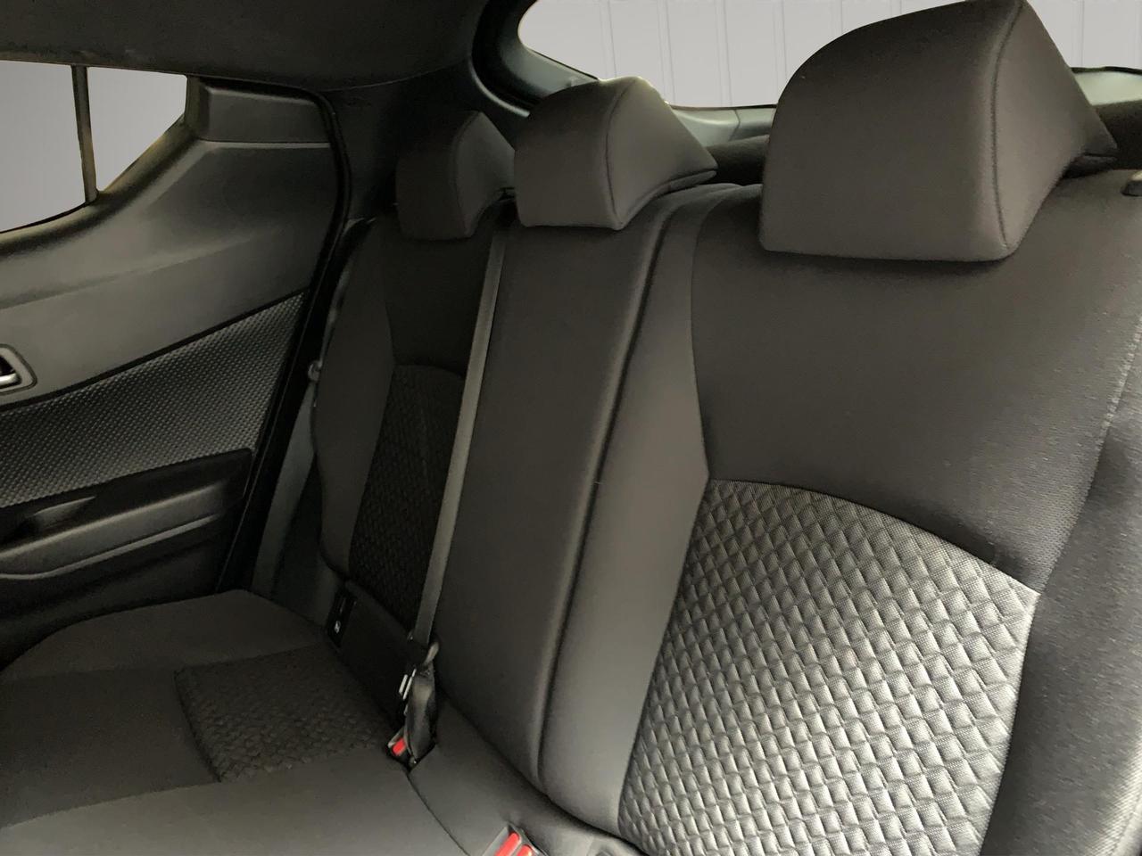 Toyota C-HR 1.8h Trend e-cvt