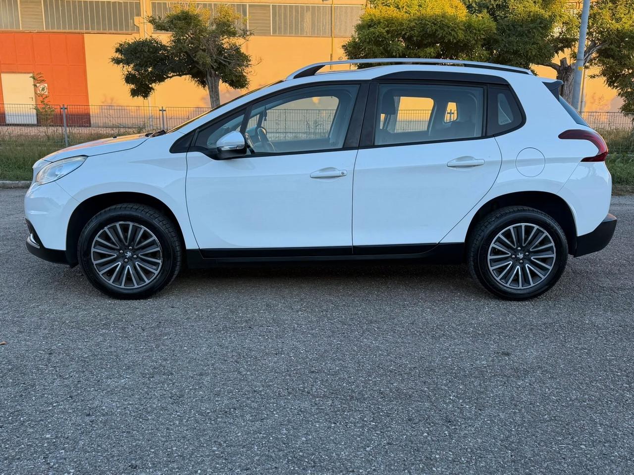 Peugeot 2008 DIESEL 1.6 Blue HDi EURO 6E