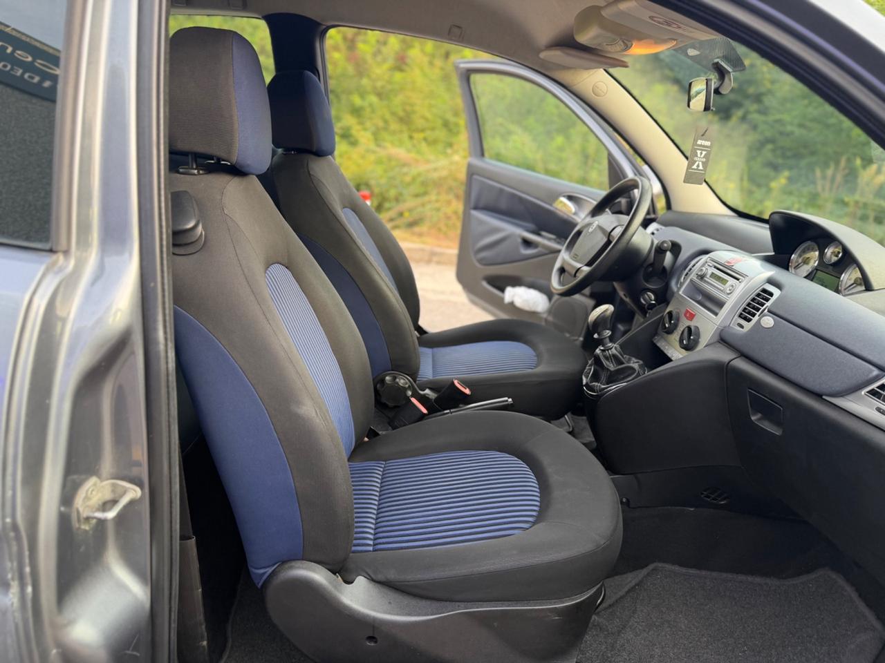 Lancia Ypsilon 1.2 Argento*Neopatentati*