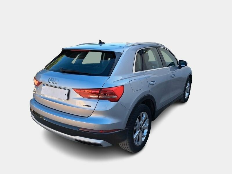 AUDI Q3 35 TDI quattro S tronic Business Advanced