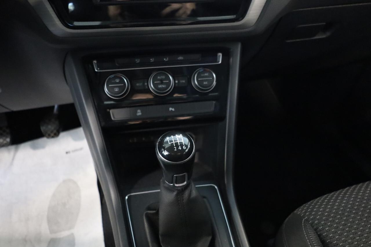 VOLKSWAGEN TOURAN 1.6 TDI SCR Executive 7 Posti