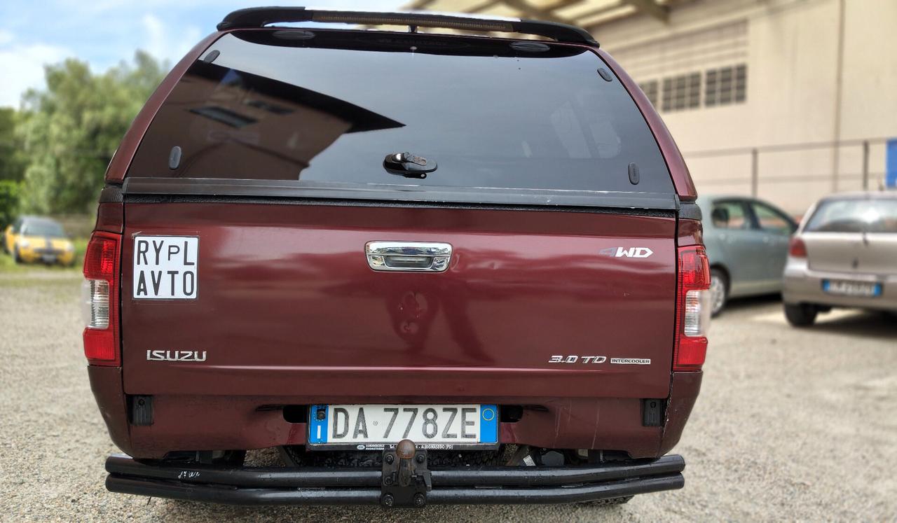Isuzu D-Max 3.0 TD Aut+Gancio traino