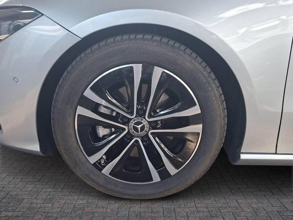 Mercedes CLA Shooting Brake 180 D Advanced 8G-DCT