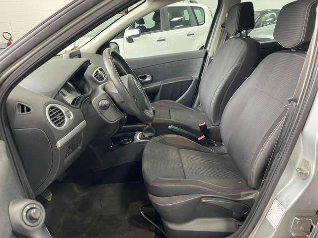 Renault Clio Clio III 2009 5p 1.2 16v Luxe