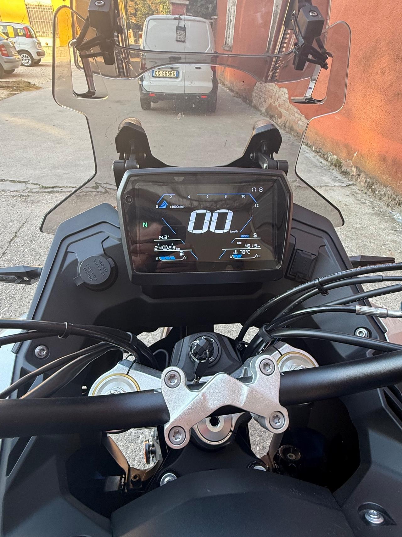 Voge Valico 525 525DXS