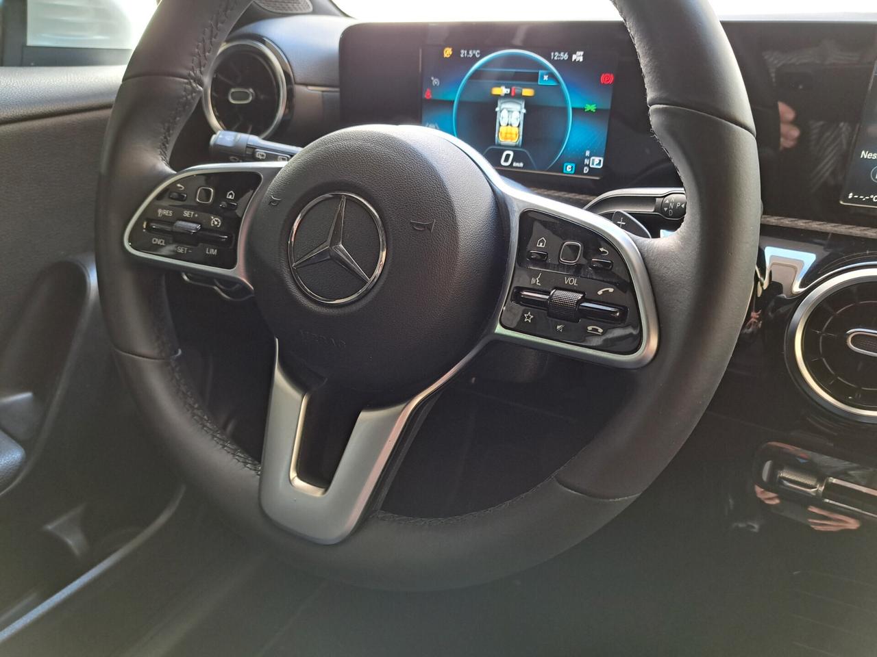 Mercedes-benz A 180 A 180 d Automatic Premium