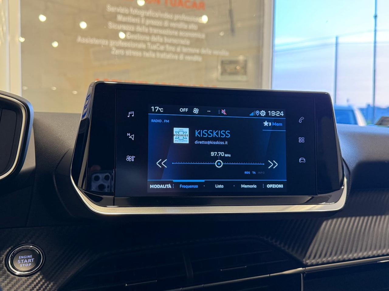 Peugeot 208 Allure Pack 1.5 Blue HDI 100 #10467