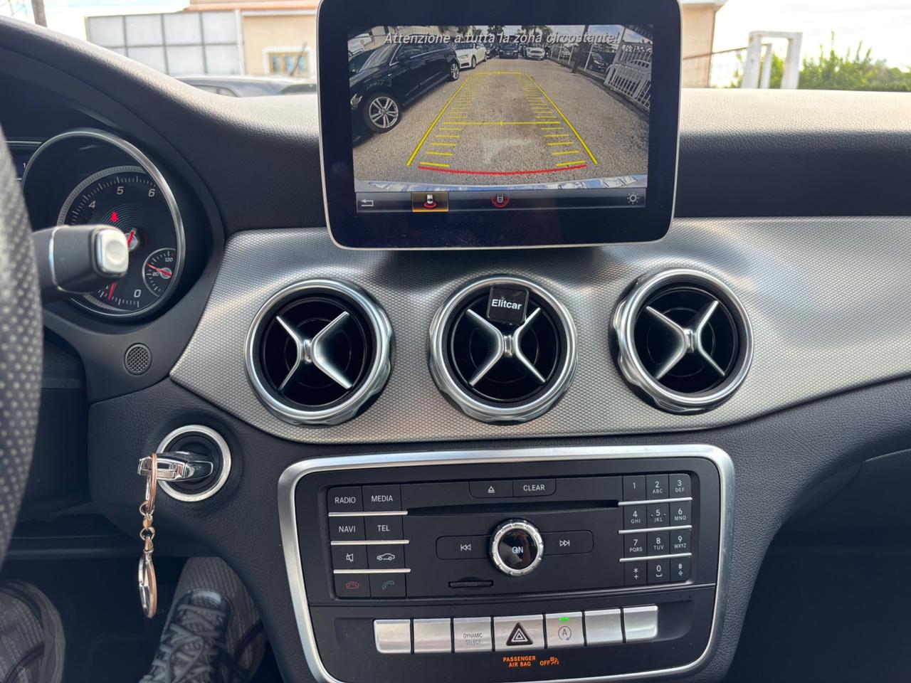 MERCEDES GLA 180 PREMIUM AUTOMATIC BENZINA FULL