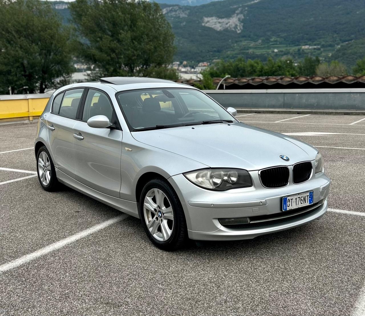 Bmw 120d CAMBIO AUTOMATICO FULL OPT. 2009
