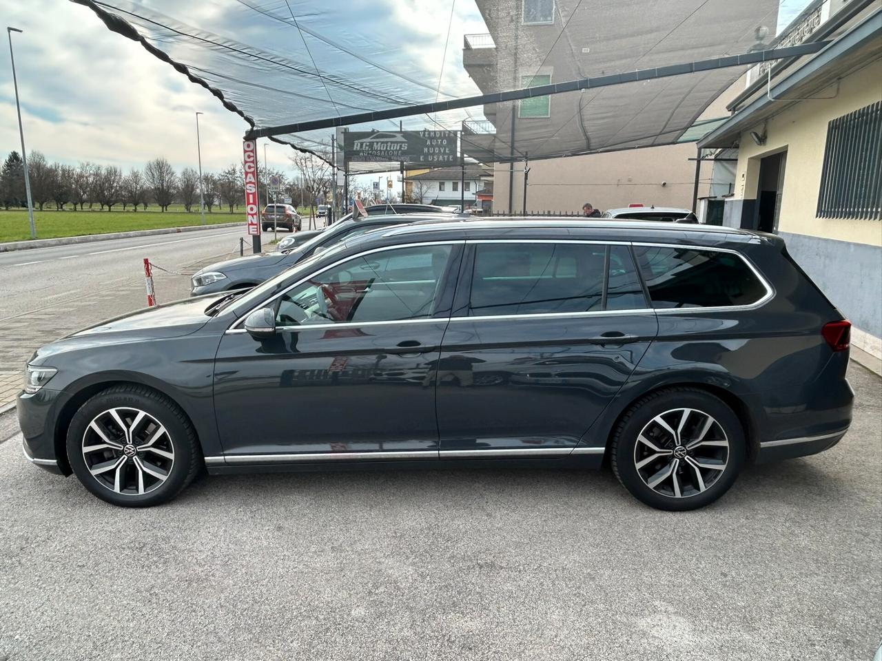VW PASSAT VARIANT 2.0 TDI 150CV DSG Elegance