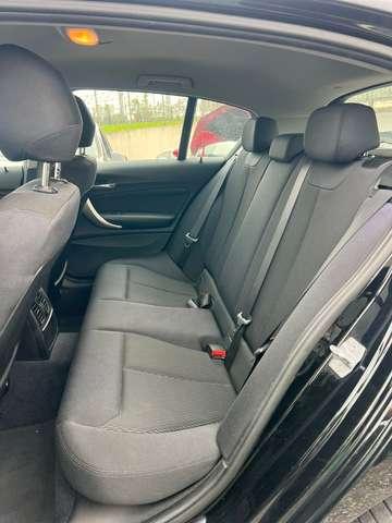 BMW 118 Serie 1 F/20-21 2014 118d 5p Unique