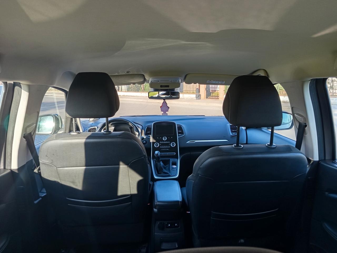 Renault Grand Scenic dCi 130 CV Energy Initiale Paris