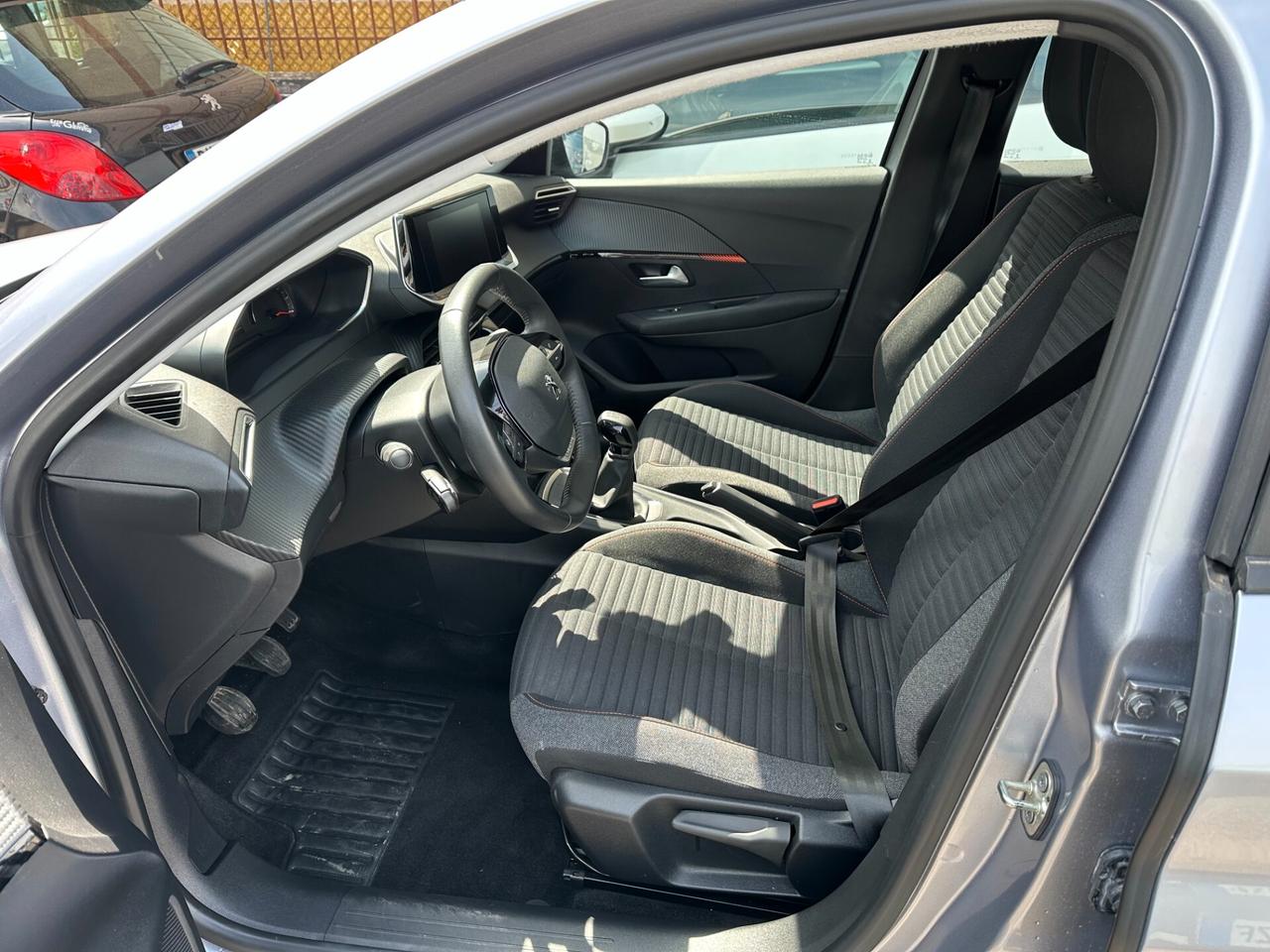 Peugeot 208 PureTech 100 Stop&Start 5 porte Allure