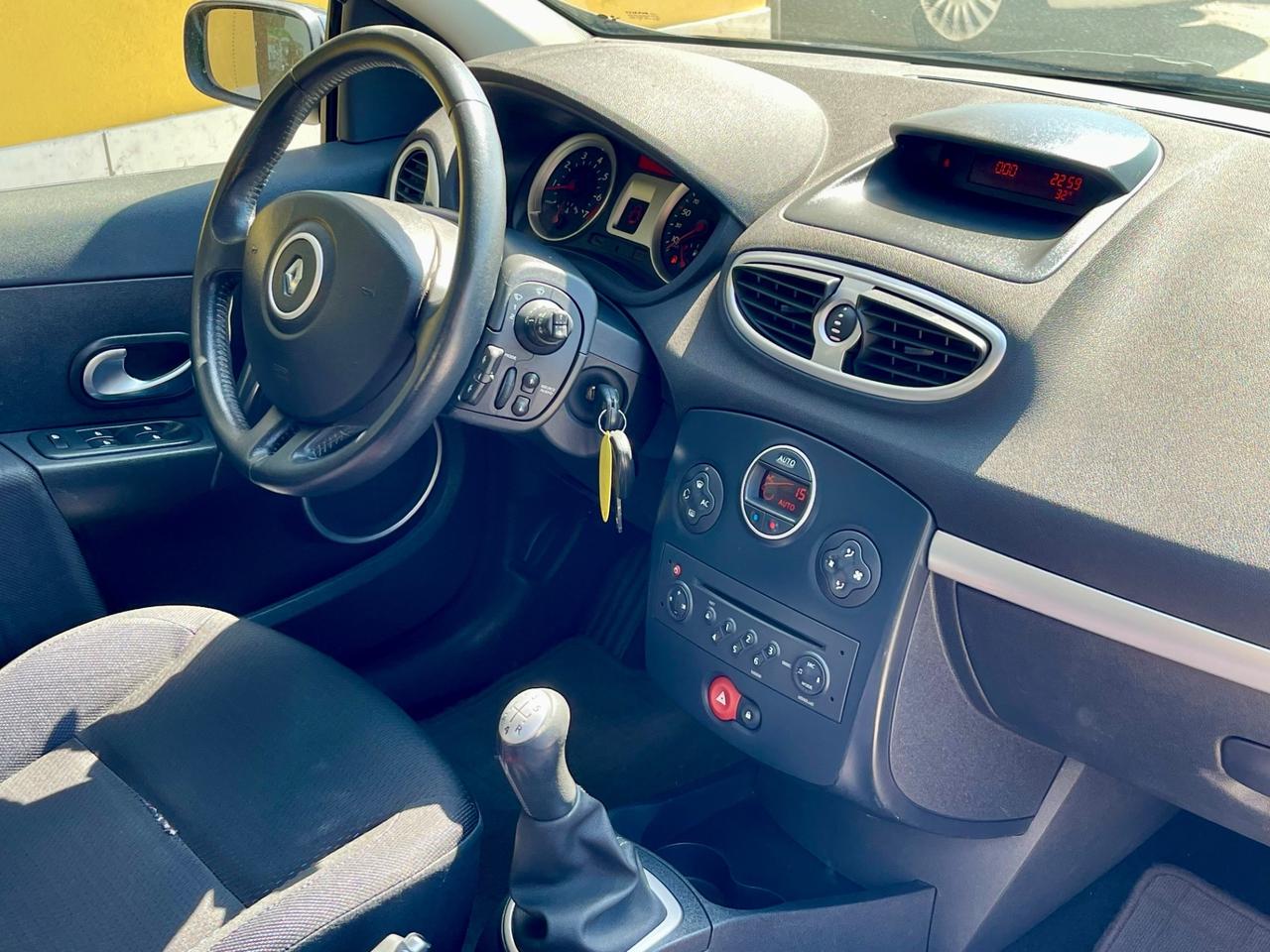 Renault Clio 1.4 72kw Luxe OK NEOPATENTATI UNIPROP