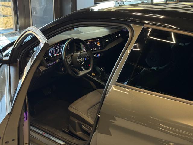 AUDI A1 SPB 30 TFSI 116CV Identity Black S-line stronic