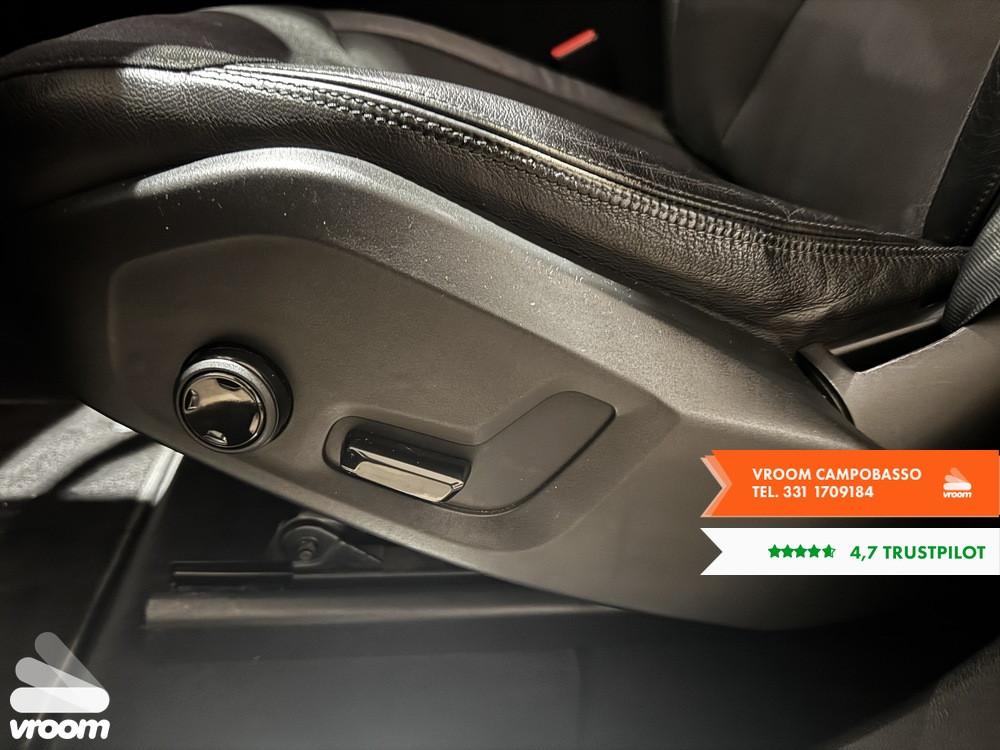 VOLVO XC60 (2017-->) XC60 B4 (d) Geartronic Ins...