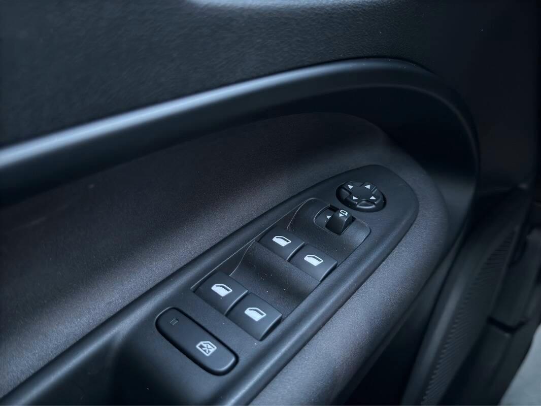 Alfa Romeo Junior 1.2 ibrida 145cv edct6 Con NAVIGATORE & TELECAMERA