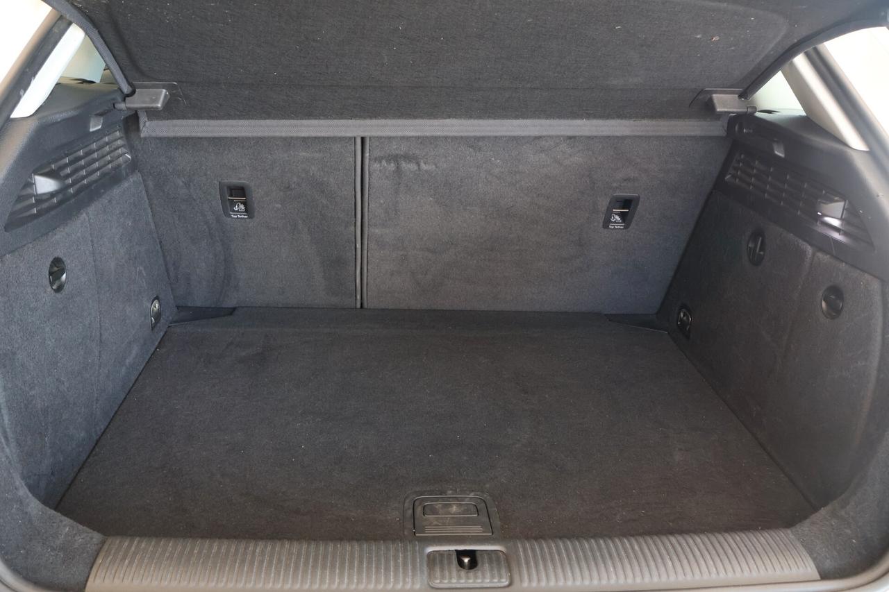 Audi A3 1.6 TDI clean diesel S tronic Attraction