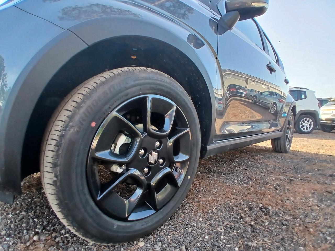 Suzuki Ignis 1.2 Hybrid Top