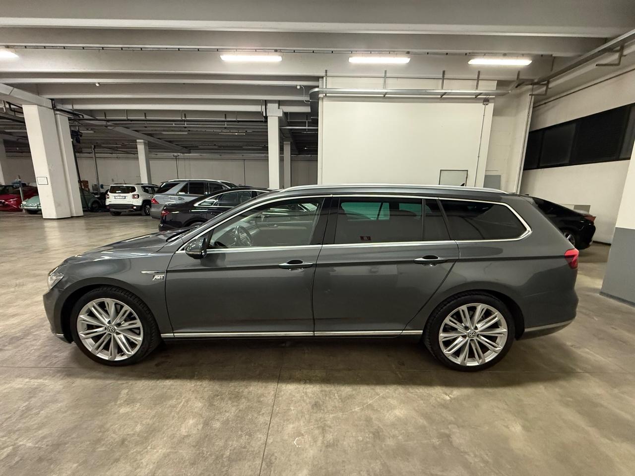 Volkswagen Passat 2.0 BiTDI 4MOTION DSG Highline BlueMotion Technology