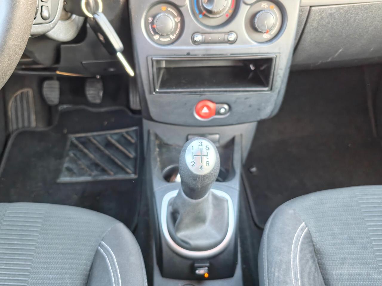 Renault Clio 1.2 16V 5 porte Luxe CV-75 2009-E4 Manuale GPL NEO
