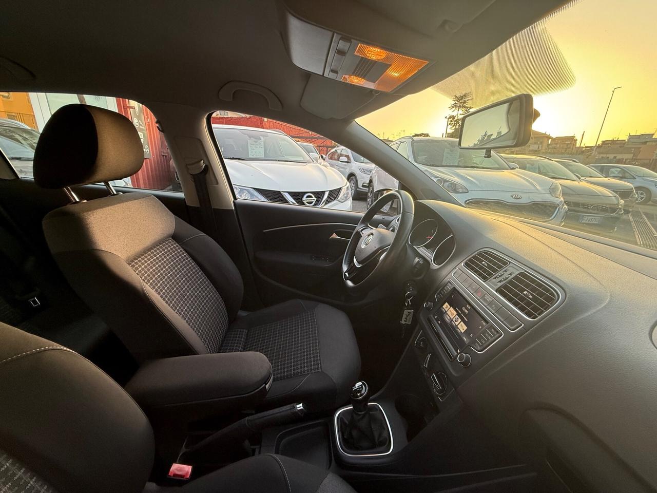 Polo 1.2 TSI- Highline-( 50 mila km ) -unipro