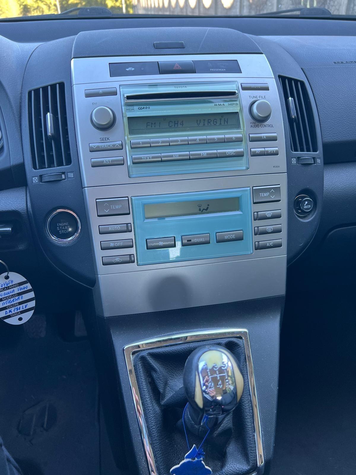 Toyota Corolla Verso 1.8 16V Sol