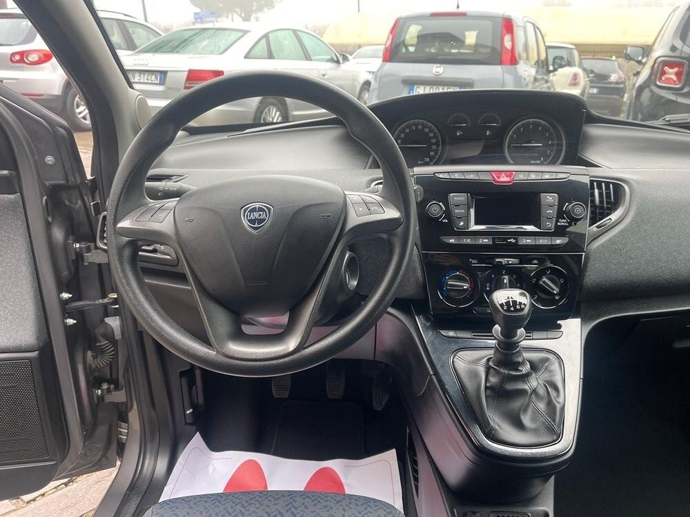 Lancia Ypsilon 1.0 FireFly 5 porte S&S Hybrid Ecochic NEO PATENTATI