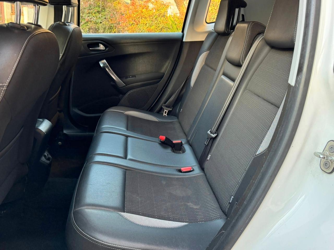 PEUGEOT 2008 1.6 HDI 120 CV. ALLURE E6 NAVI+CERCHI