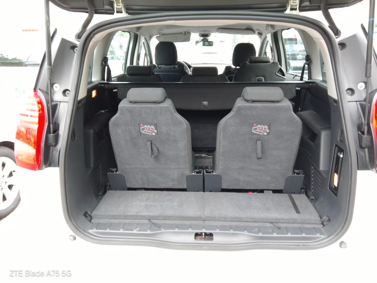 Peugeot 5008 1.6 Diesel Neopatentati