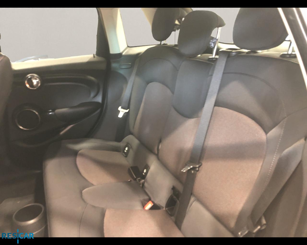 MINI Mini 5p 1.5 Cooper D Business auto