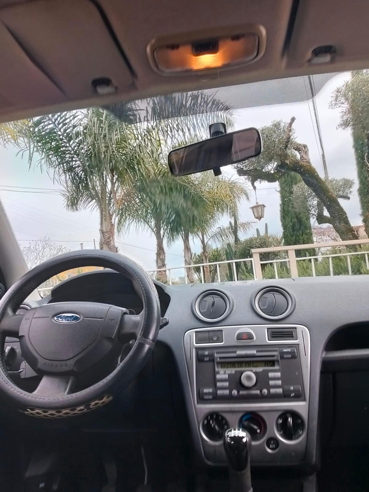 Ford Fusion 1.4 TDCi 5p. Collection