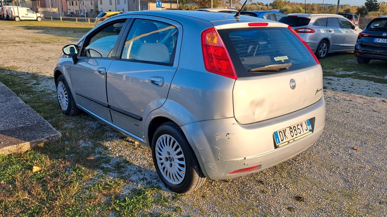 Fiat Grande Punto 1.2 5 porte Dynamic/Gpl