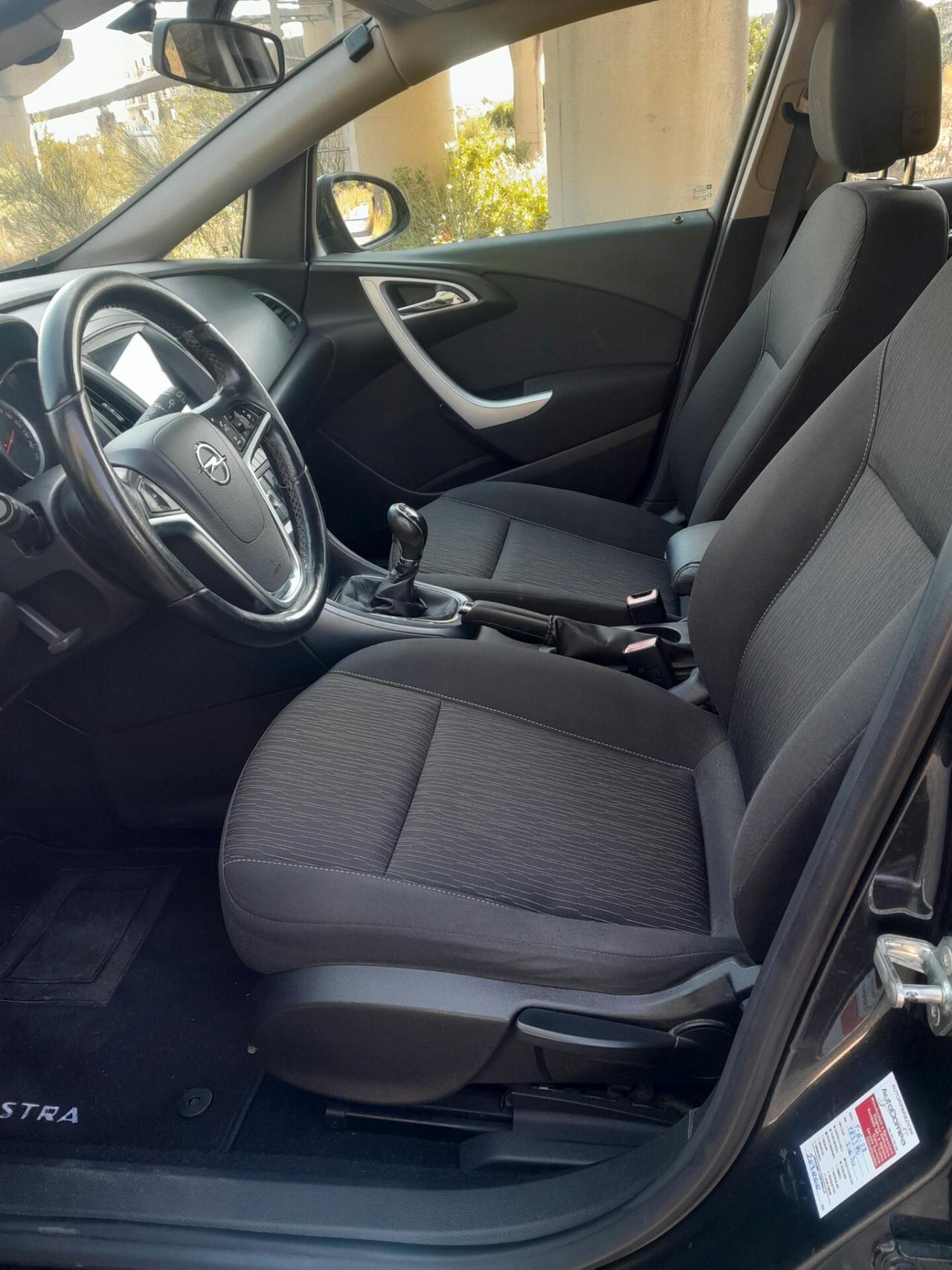 Opel Astra 1.7 CDTI 110CV Sports Tourer Cosmo